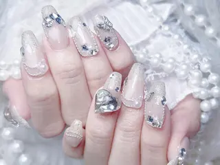 ネイル Rena🎀長さだし 専門🫧のネイルデザイン