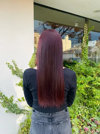 ロング ROZA germe所属・SHIO / ハイトーンカラーのヘアスタイル