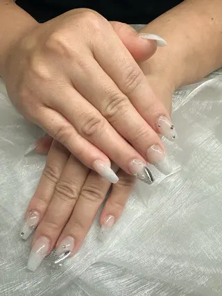 ネイル Beautysalon Lily所属・Lily 竹前のエステ・リラクイメージ