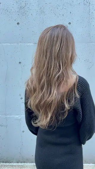ロング カラー ヘアアレンジ 🎨カラー満足度 500%💫ヅル💫のヘアスタイル