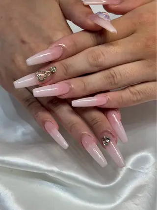 ネイル Ashliy大宮☆ アシュリーのネイルデザイン