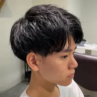 メンズ フェザーパーマ🌙 毛流れ yuzukiのヘアスタイル