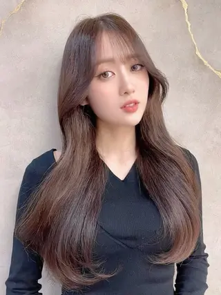 ロング Londnaitre MAHOのヘアスタイル
