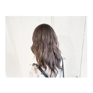 カラー ヘアアレンジ セミロング Luana 矢場町のヘアスタイル