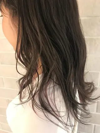 セミロング カラー 艶髪カラー&ウルフ フルカワ ヒロズミのヘアスタイル