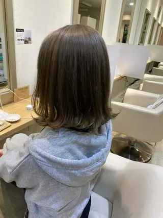 ミディアム カラー 🦋髪質改善🦋 眞井琴美のヘアスタイル