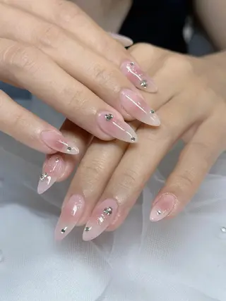 ネイル 🩷🍓Ji Su🩷🐾のネイルデザイン