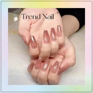 ロング トレンド ネイル スタジオのネイルデザイン