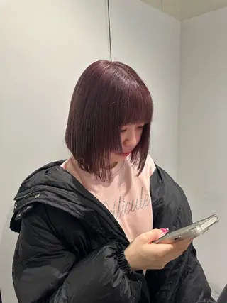 カラー Mio｜ぱつっとボブ ｜髪質改善ストレートのヘアスタイル
