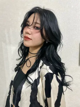 カラー YURiA レイヤー🫧暖色のヘアスタイル