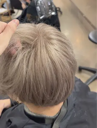 セミロング ✂︎透明感カラー特化 /日和優真✂︎のヘアスタイル