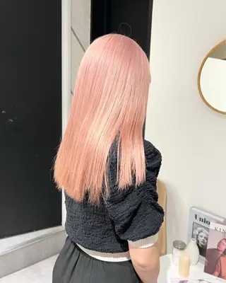 セミロング デザイン🥇複雑履歴 ハイトーン特化のヘアスタイル