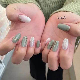 ネイル UrakoNail 《nail》のネイルデザイン
