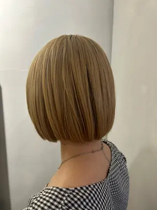 ショート IT by ALBUMあいりのヘアスタイル