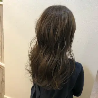 ロング カラー CREAPY所属・CREAPY　日向野 利菜のヘアスタイル