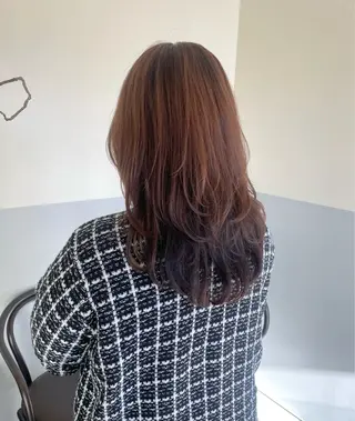 ミディアム 小久保 里紗のヘアスタイル