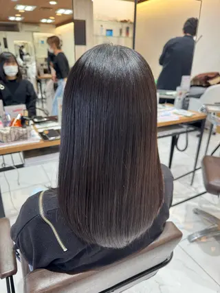 セミロング 八木 菜美のヘアスタイル