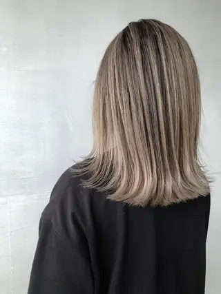 ミディアム カラー かわさき ともやのヘアスタイル