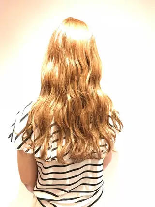 ロング カラー BIANCO北堀江 AKANEのヘアスタイル