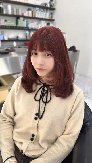 ミディアム DEAN岡崎所属・DEAN AYAのヘアスタイル