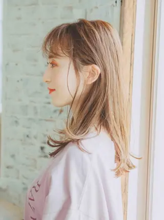 ミディアム ブリーチなしWカラー /酸性ストレート河本のヘアスタイル