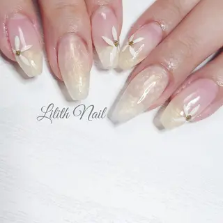 ネイル Lilith Nailのネイルデザイン