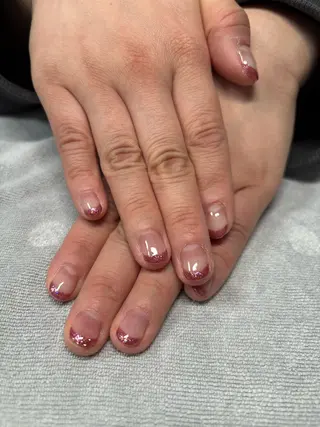 ネイル see nail所属・see nailのネイルデザイン