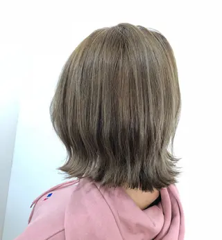 ショート カラー ヘアアレンジ Le/a谷町 野上幹太のヘアスタイル