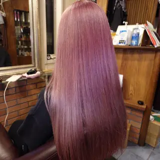 ロング カラー Richromatic所属・M Jのヘアスタイル