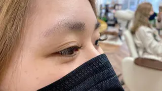 マツエク・マツパ Beauty style +α所属・Memezawa Nanaのネイルデザイン
