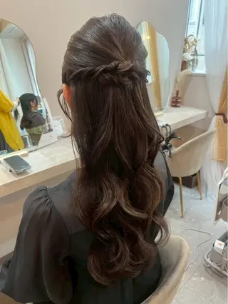 ヘアアレンジ Mila Makiのヘアスタイル