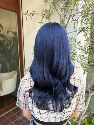 ロング カラー 小熊 夏実のヘアスタイル