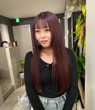 カラー ヒガシ サヨのヘアスタイル