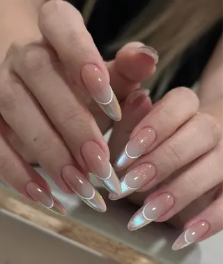 ネイル T. Leeのネイルデザイン