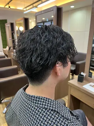 メンズ 鬼松沙弥 ❤︎メンズパーマのヘアスタイル