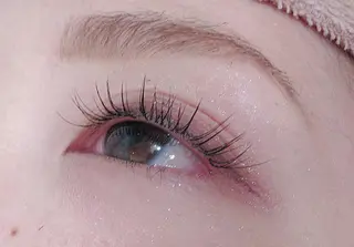 マツエク・マツパ 石渡このみ 🍊レイヤーカットのヘアスタイル