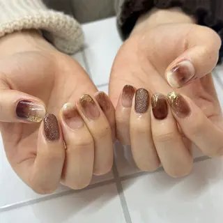 ネイル Elegancia. Hiromiのネイルデザイン