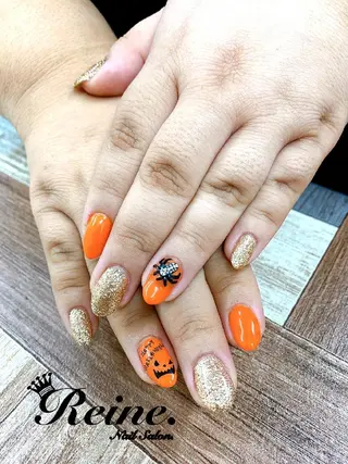 ネイル Nailsalon Reine所属・玉栄 伶奈のネイルデザイン