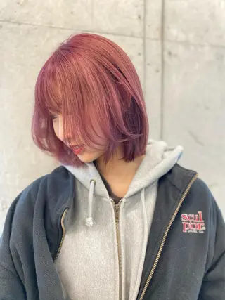 ミディアム カラー ヘアアレンジ mina 🌷のヘアスタイル
