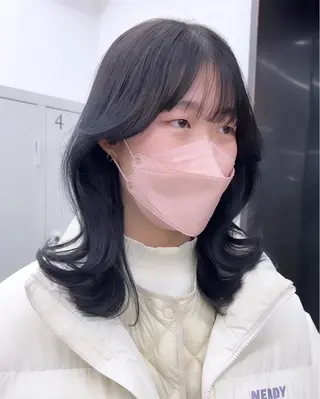 ミディアム カラー カラー系/カット特化 🟠オオタキマサシのヘアスタイル