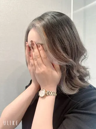 セミロング カラー K Harukaのヘアスタイル
