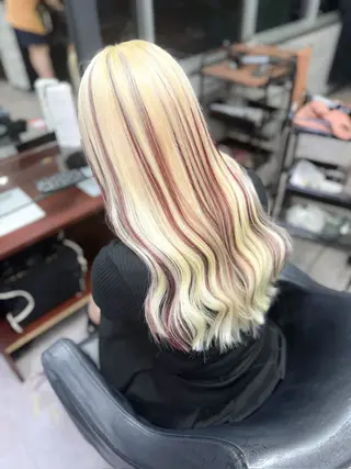 ロング カラー ハイトーンエクステ 🎩カズキ🎩のヘアスタイル