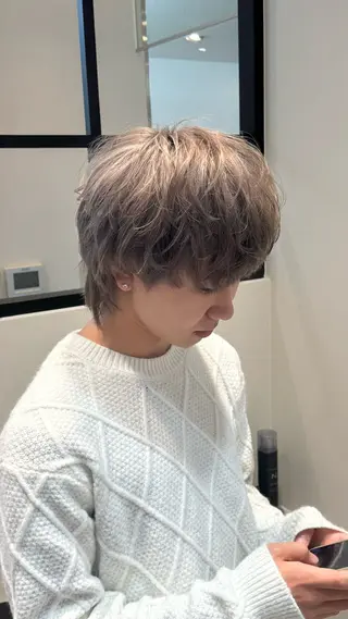 ショート カラー パーマ メンズ 鶴田 来夢のヘアスタイル