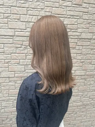 ミディアム カラー ワタナベ テルマサのヘアスタイル
