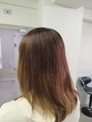 カラー 小川 拓真のヘアスタイル
