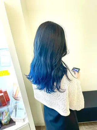 ロング カラー ダメージレスブリーチ HIROSHIのヘアスタイル
