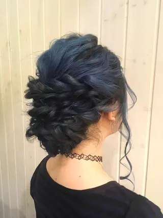 ロング ヘアアレンジ garlandeyelash所属・新中 茉莉香の眉毛・アイブロウイメージ