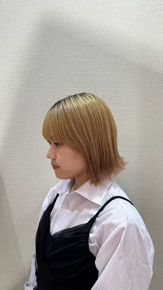 ショート なつき/ 艶カラー/縮毛矯正のヘアスタイル