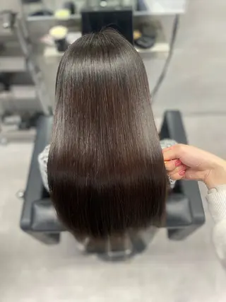 セミロング 艶髪/縮毛矯正 🫧辻野海羽のヘアスタイル