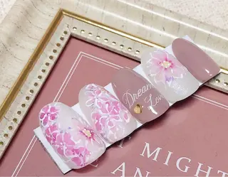 ネイル ⭐️ cheerfullyのネイルデザイン